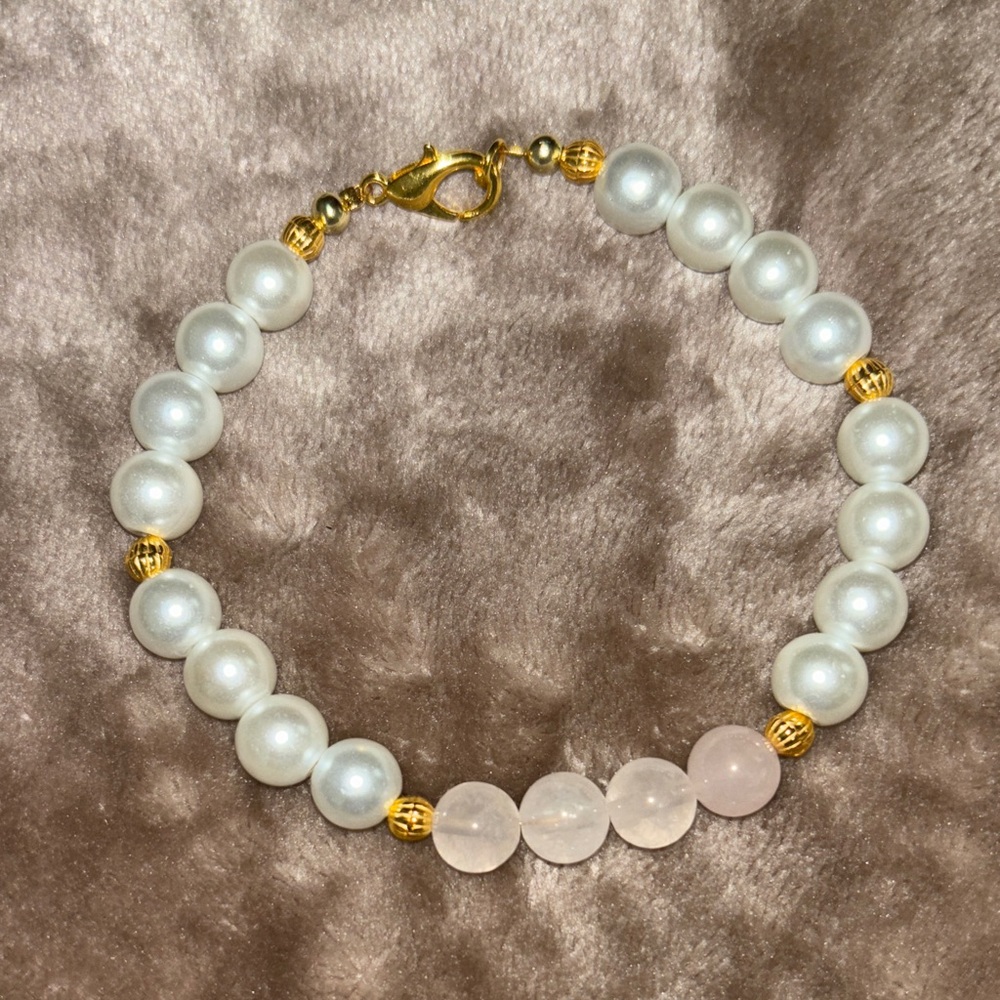 Elegant Rose Quartz and Glass Pearl Beaded Bracelet